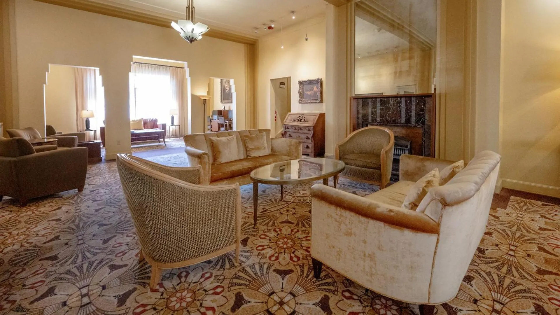 The Baroness Hotel Seattle