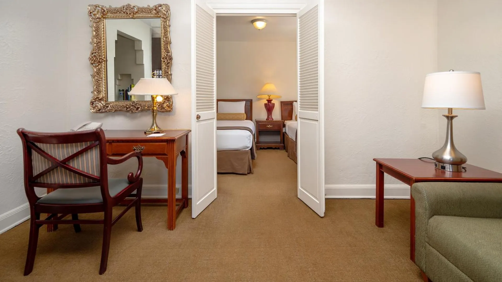 **  The Baroness Hotel Seattle Stati Uniti